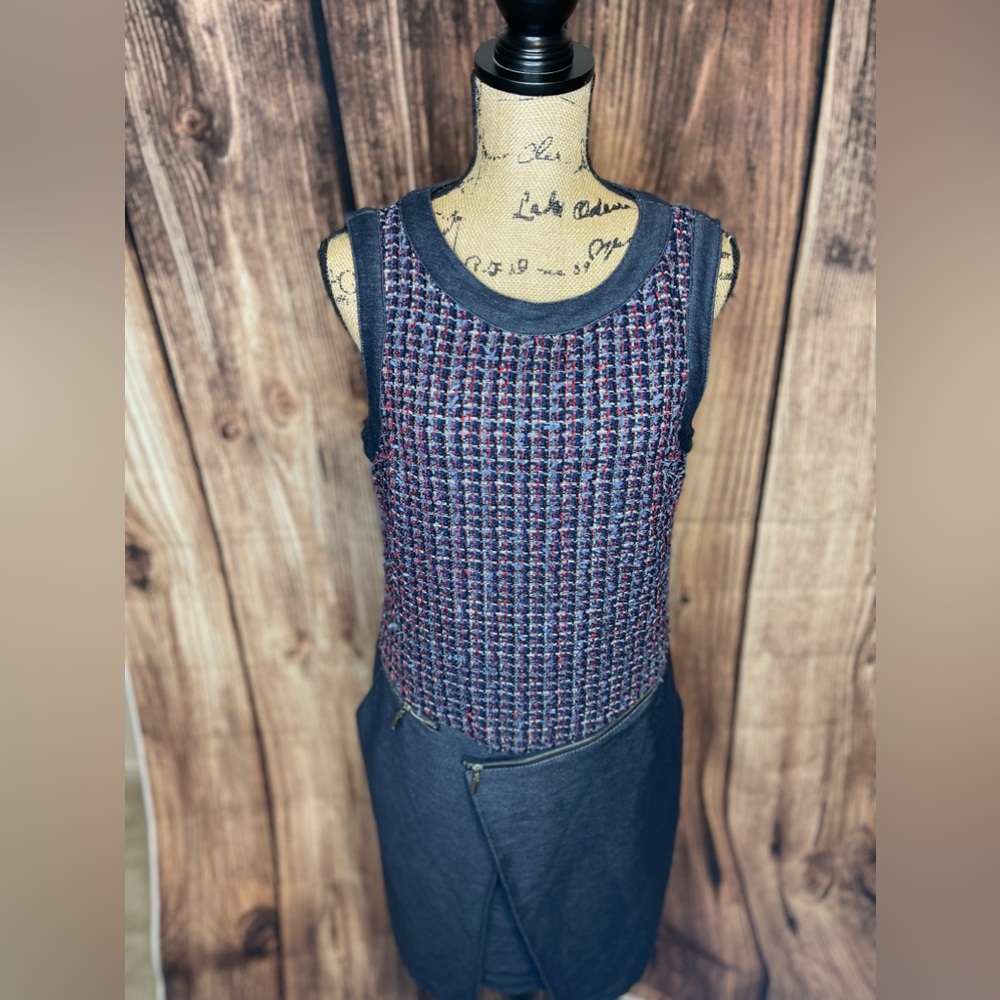 New York and Co sleeveless dress size Medium